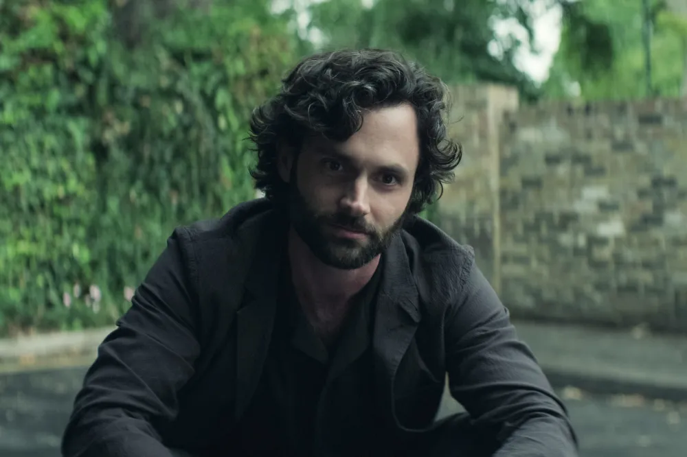 Tati Gabrielle Weighs In on How Netflix's 'You' Should End for Joe Goldberg