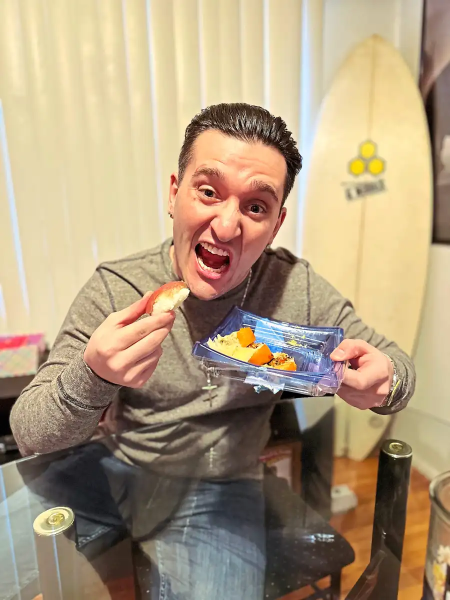 The Circle’s Joey Sasso- Inside a Day in My Life! - 395