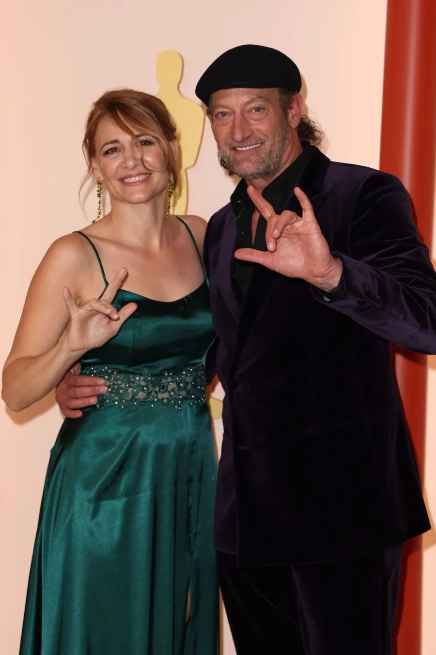 Oscars 2023 Troy Kotsur and Deanne Bray