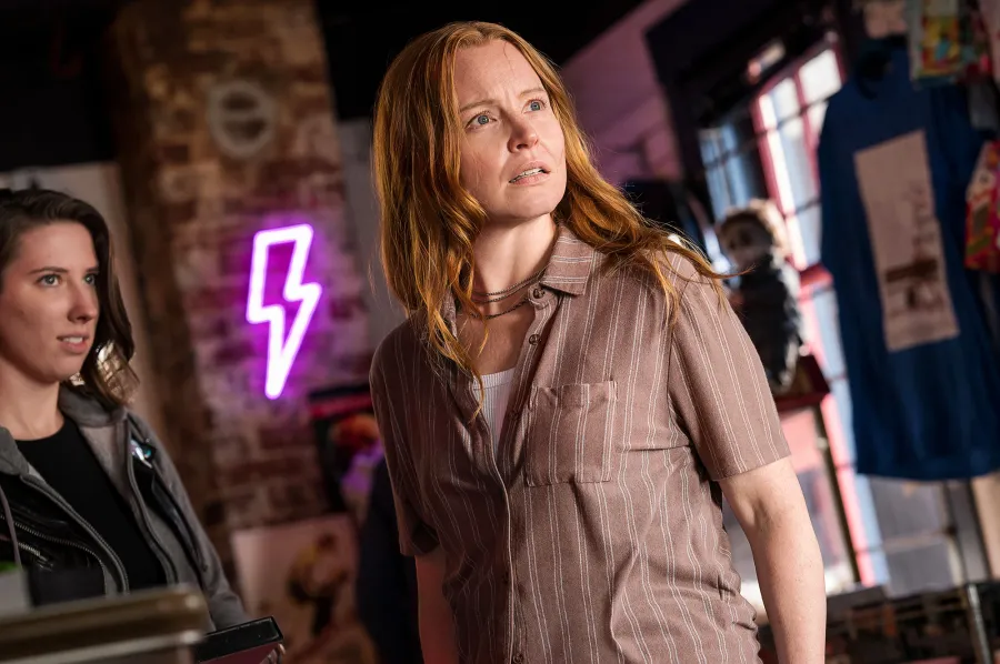 What to Remember Before Season 2 of 'Yellowjackets' - 009 Lauren Ambrose Yellowjackets - Season 2