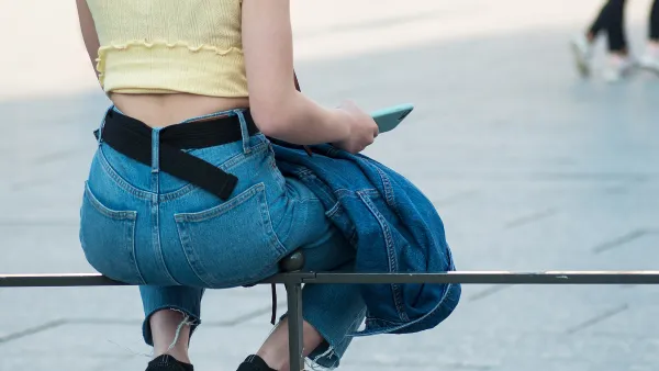 booty-lifting-sculpting-jeans