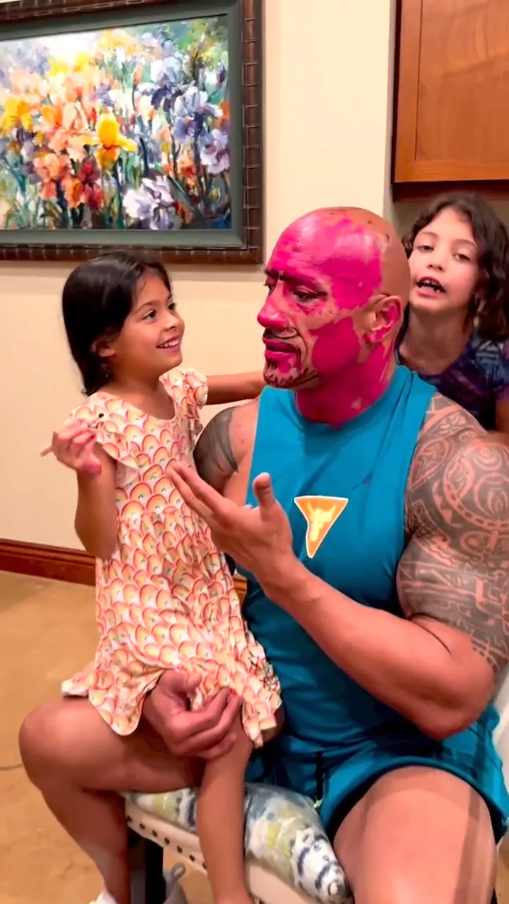 Daddy Makeover! Dwayne Johnson&rsquo;s Kids Hilariously Cover His Face in Lipstick