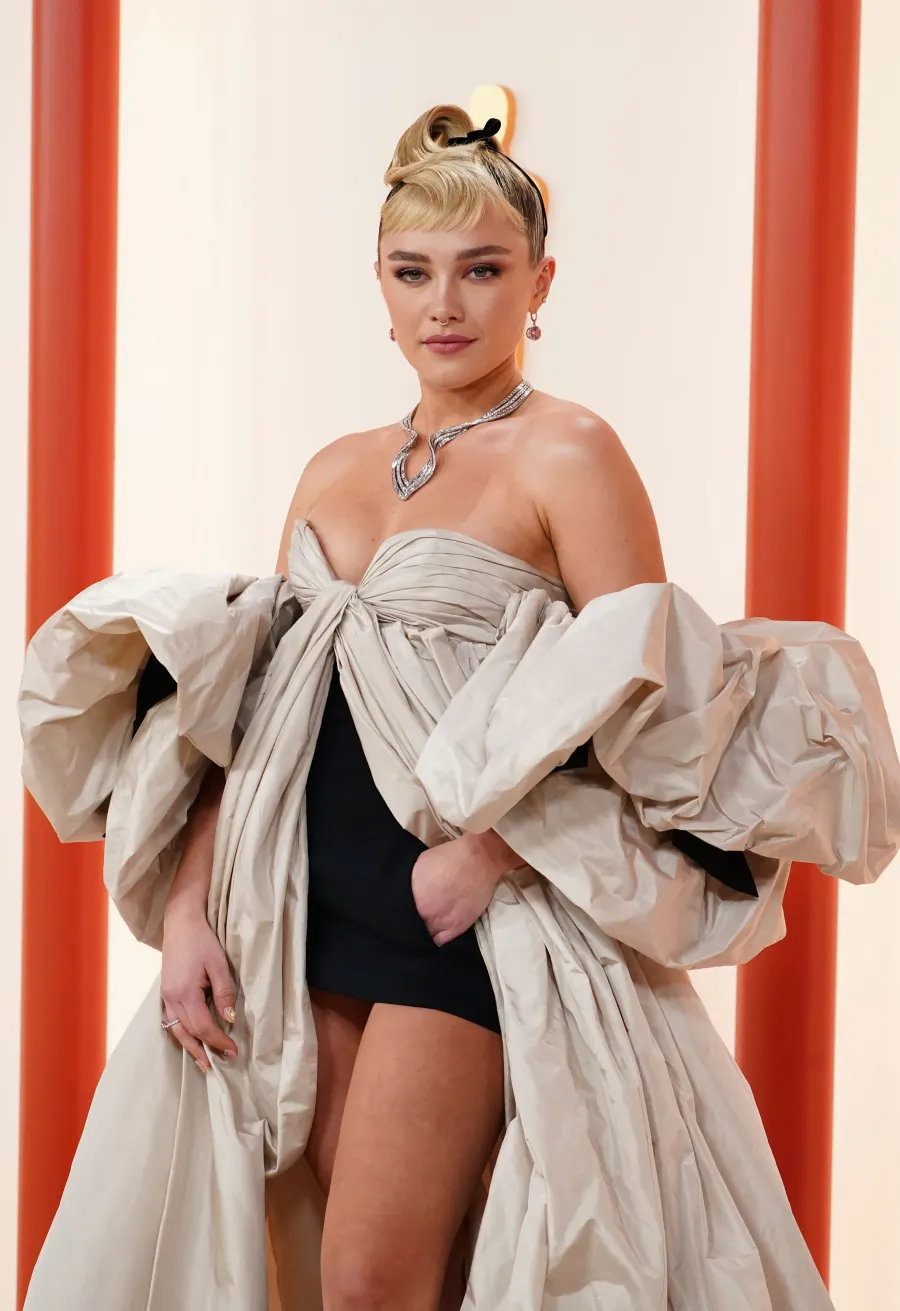 Florence Pugh arrives at the 2023 Oscars