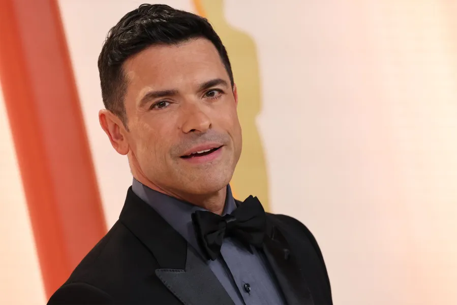 Kelly Ripa and Mark Consuelos Attend Oscars with Ryan Seacrest 2023 Oscars