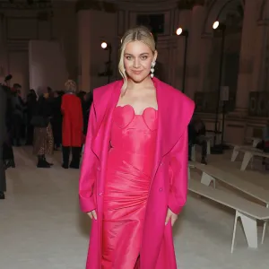 Kelsea Ballerini Gets Real About Losing Her Hair Amid Morgan Evans Divorce 'Stress': 'It's a Whole Thing'