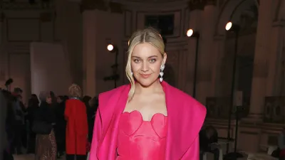 Kelsea Ballerini Gets Real About Losing Her Hair Amid Morgan Evans Divorce 'Stress': 'It's a Whole Thing'