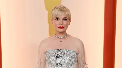 Michelle Williams Unveils a Pixie Cut at the 2023 Oscars