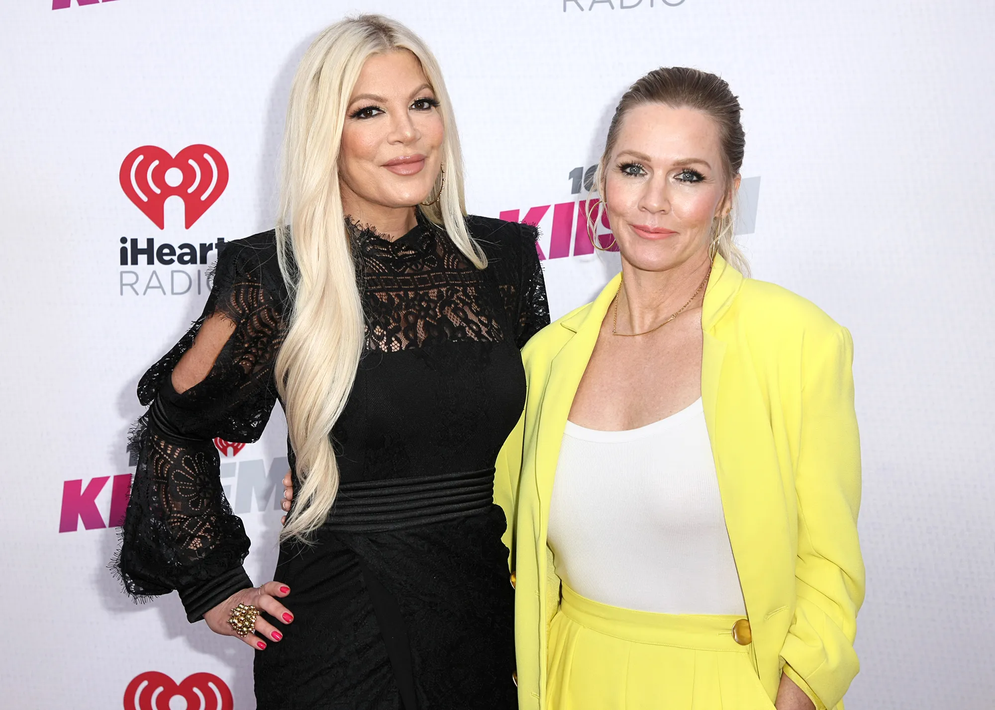 &lsquo;90210&rsquo; Besties! Jennie Garth and Tori Spelling&rsquo;s Best Friendship Moments