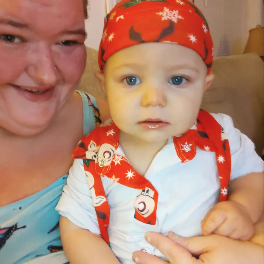 ‘1000-Lb. Sisters’ Star Amy Slaton’s Weight Loss Transformation From Season 1 to Now December 2021