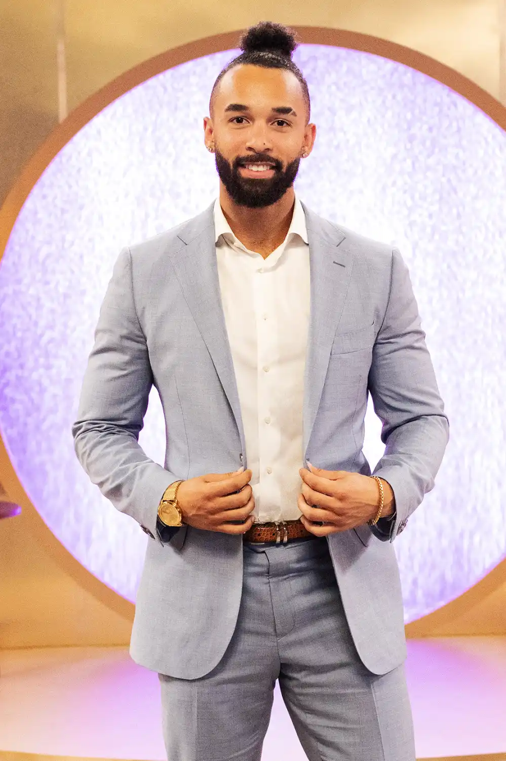 &lsquo;Love Is Blind&rsquo; Alum Bartise Bowden Seemingly Welcomes 1st Child- &lsquo;I&rsquo;m Gonna Be the Hero for Him&rsquo; - 925