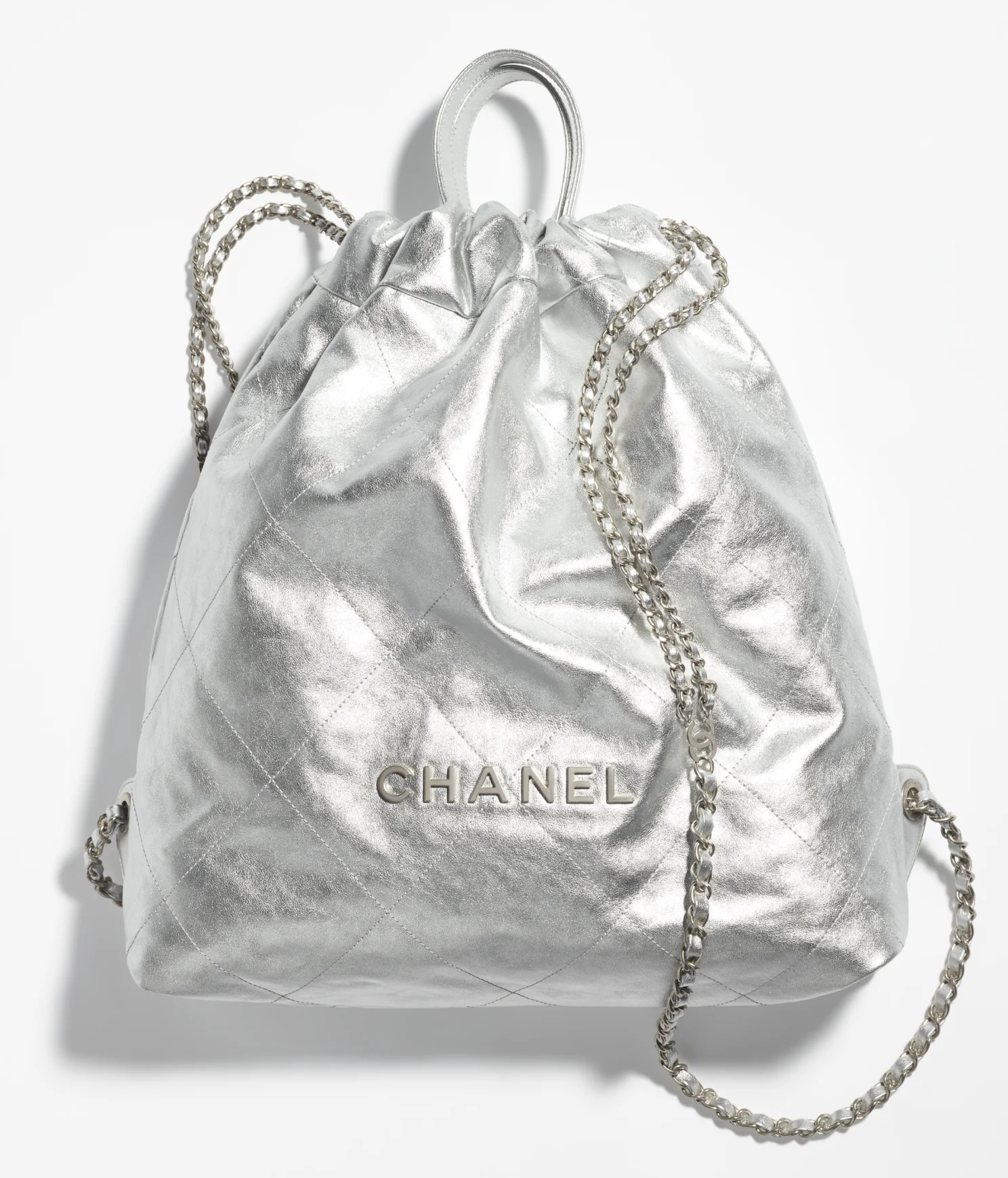 get summer ready with the perfect colorful bags for summer 2023