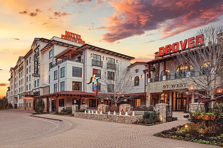 Buzzzz-o-Meter- Kourtney Kardashian s Favorite Fragrance and More of What Stars Are Buzzing About This Week 462