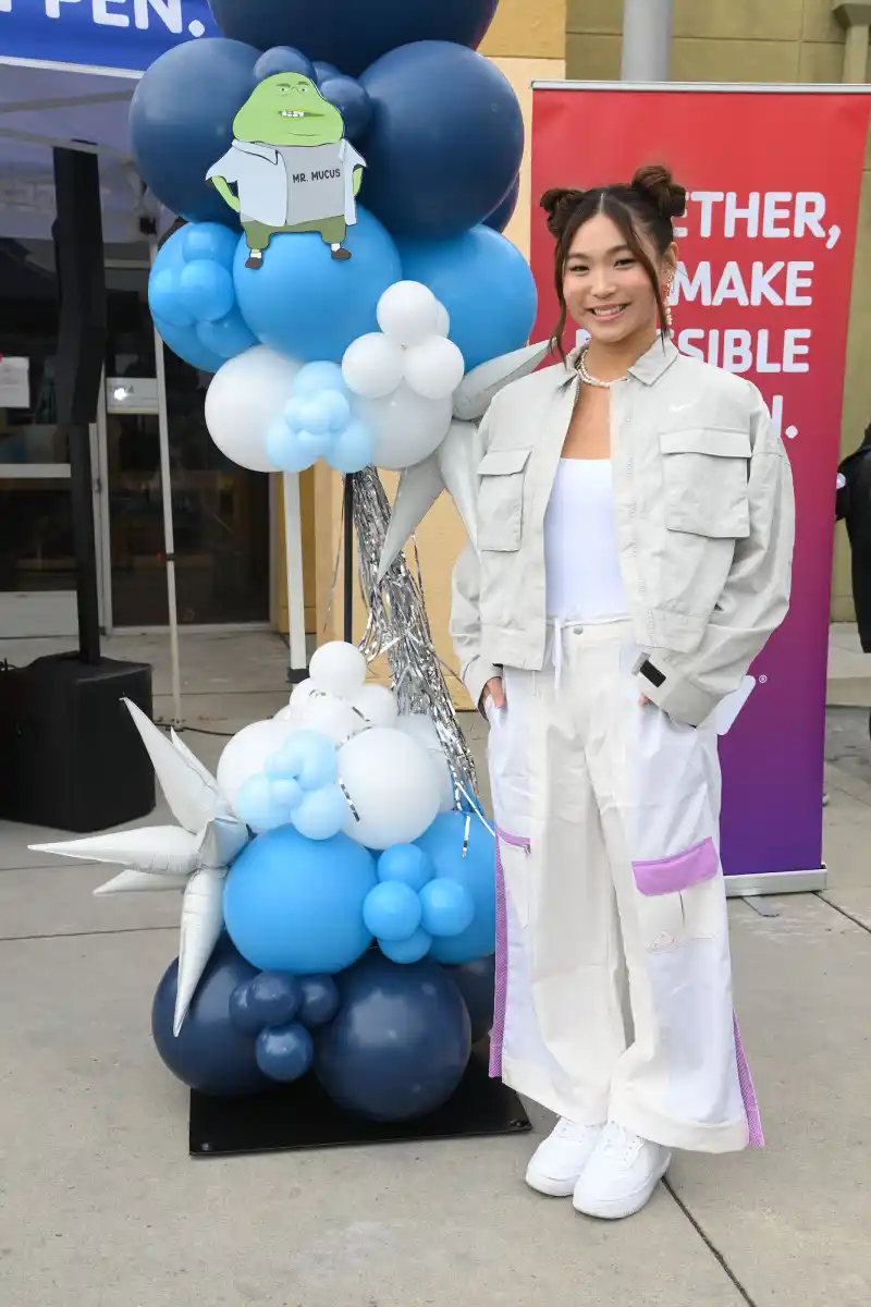 Chloe Kim and Mucinex Fast-Max donate to Weingart East LA YMCA