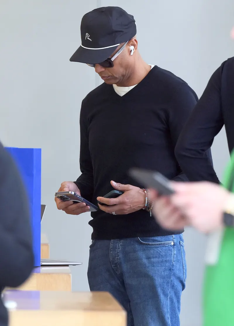 Don Lemon Keeps Low Profile in NYC After Dramatic CNN Exit