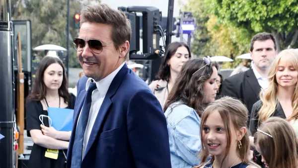 Feature Jeremy Renner Brings Daughter Ava to 1st Red Carpet Since Snowplow Accident