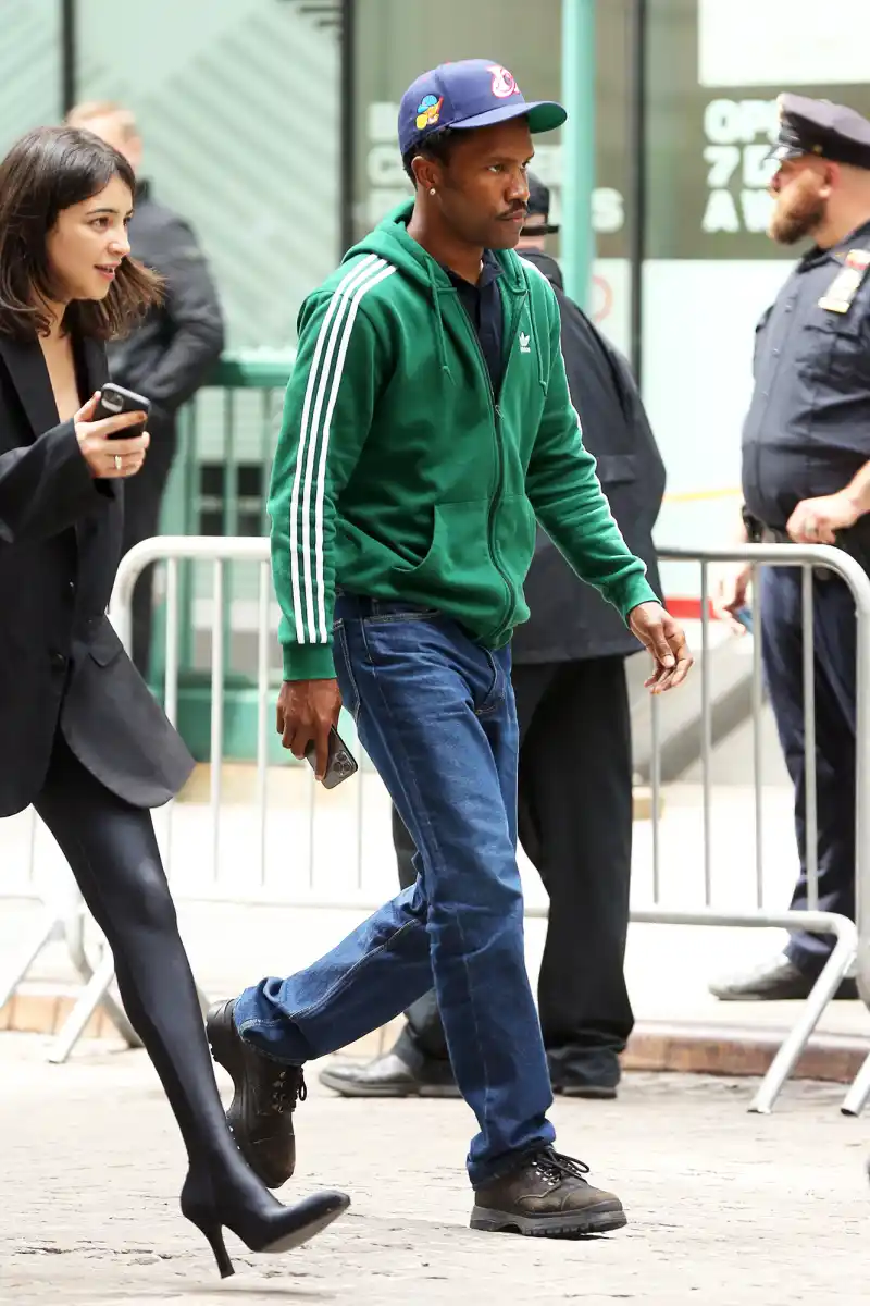 Frank Ocean Steps Down As Headliner for Coachella Weekend 2 Blink-182 Will Take His Place 016