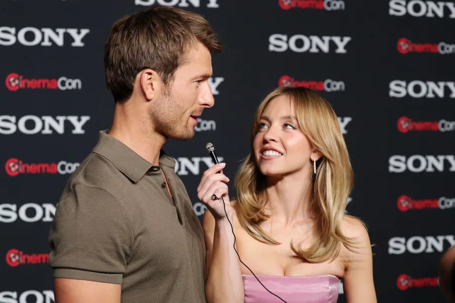 Glen Powell and Sydney Sweeney Beam at CinemaCon Photo Call for Anyone But You