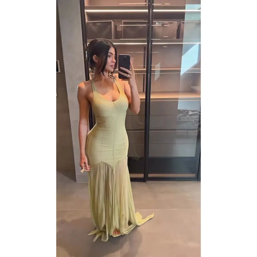 Inside the Kardashian-Jenner Family's Easter 2023 Celebration: Family Brunch, Sweet Treats and More