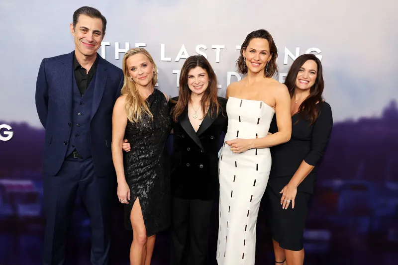 Jennifer Garner Longtime Love John Miller Supports Her at The Last Thing He Told Me Premiere 4