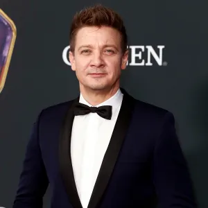 Jeremy Renner Penned a Goodbye Note to His Family While in the Hospital After Snowplow Accident: Wrote 'Last Words to My Family'