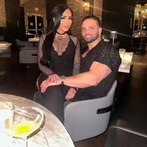 Jersey Shore Angelina Pivarnick Gets Engaged to Vinny Tortorella