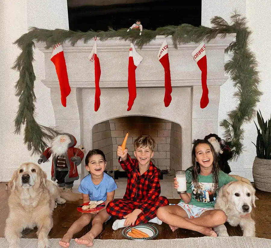 Jessie James Decker and Eric Decker's Family Photos Over the Years - 957