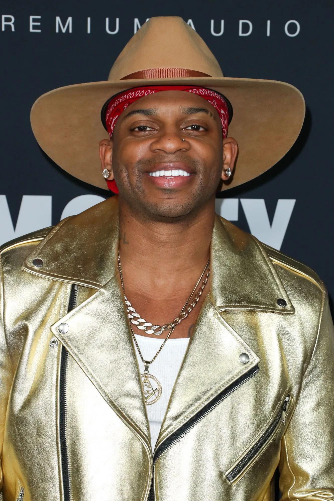 Jimmie Allen Bio Pic