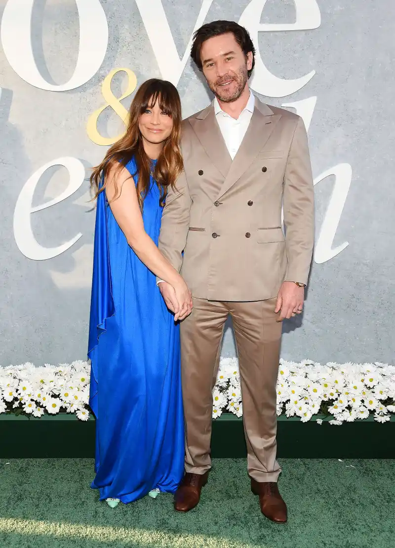 Kaley Cuoco and Tom Pelphrey Hot Pics