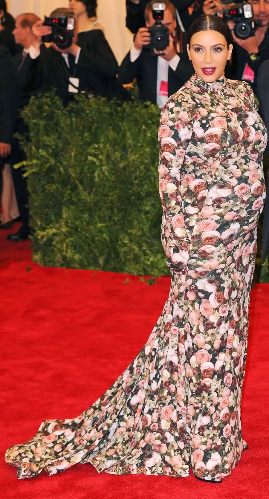 Kim Kardashian s Met Gala Looks Through the Years 523