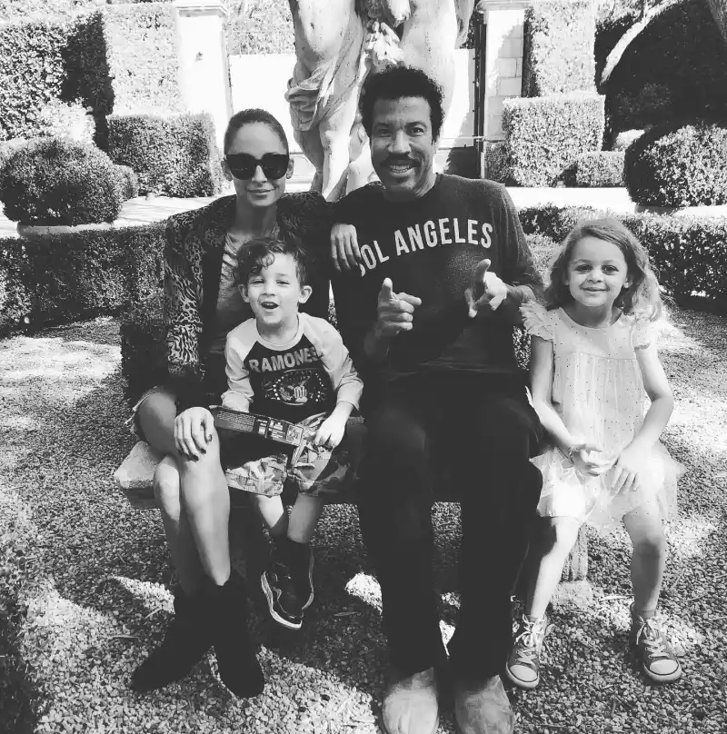 Lionel Richie s Family Guide- Meet His Kids Nicole Miles and Sofia Richie Their Mothers 417