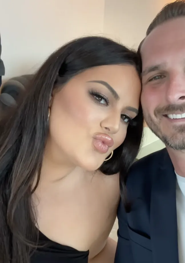 Love Is Blinds Alexa Is Tired of Being Asked If Shes Pregnant