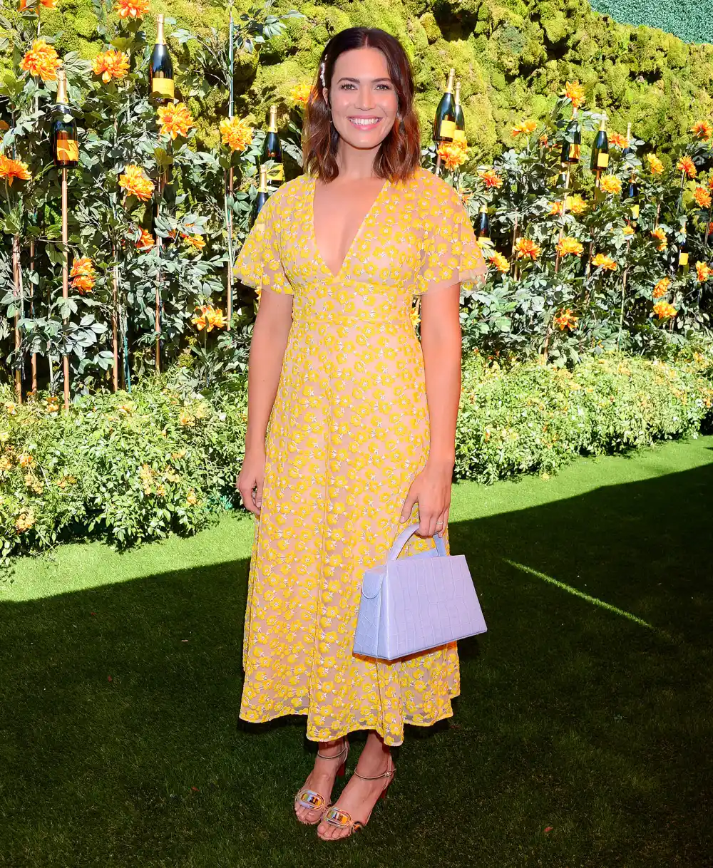 Mandy Moore Posts Cryptic Message About a Personal Betrayal 2