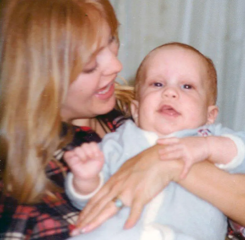 Oscar Winner Goldie Hawn Through the Years