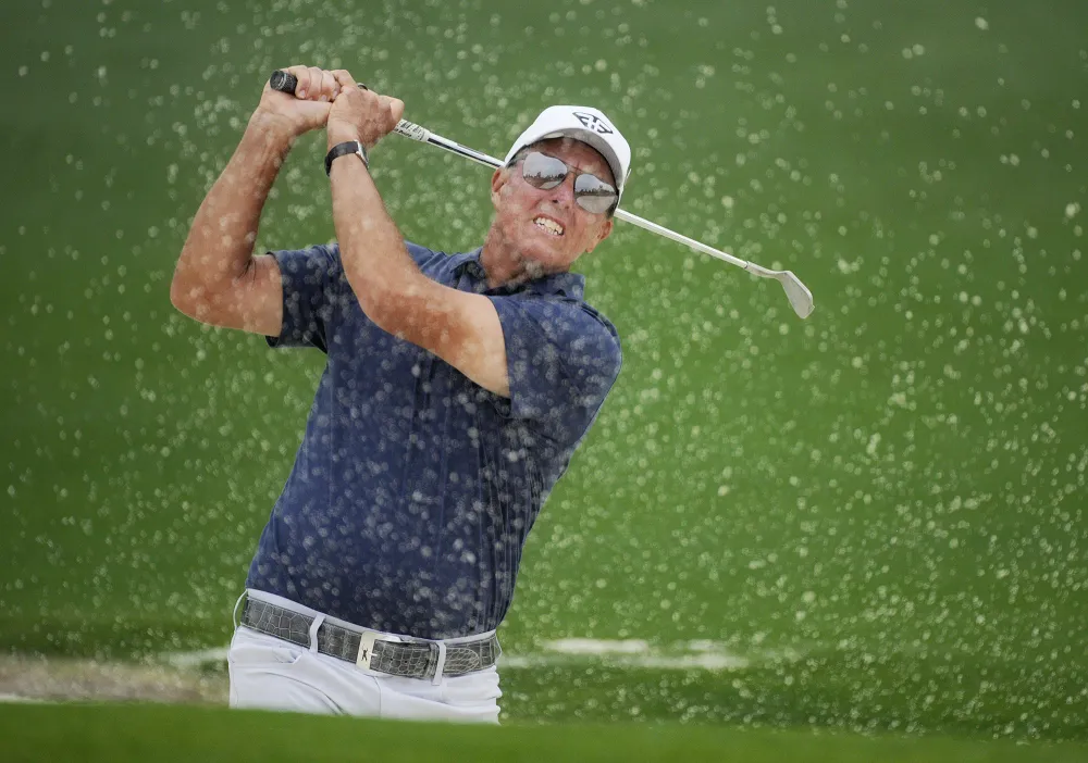 Phil Mickelson Reveals He Lost 25 Lbs Ahead of Masters Tournament- I've Been 'Getting My Speed and Strength Back' - 897
