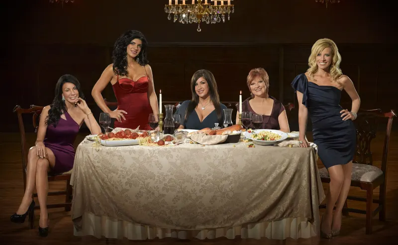 RHONJ Alum Caroline Manzo Says the Secret to Her Natural Figure Is Walking 428