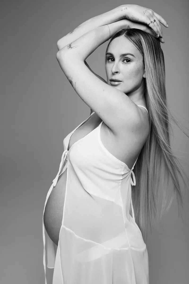 Rumer Willis Hot Pics