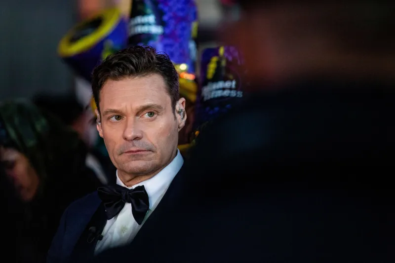 Ryan Seacrest Gets Emotional During His Last 'Live With Kelly and Ryan' Appearance