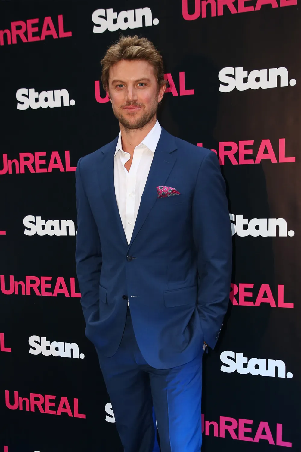 Sarah Shahi Details Steve Howey Divorce, Clarifies Adam Demos Romance Timeline- 'It Was Not Instant' - 747