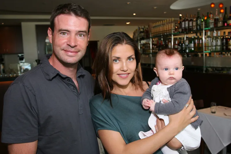 Scott Foley and Wife Marika Dominczyk s Relationship Timeline 066