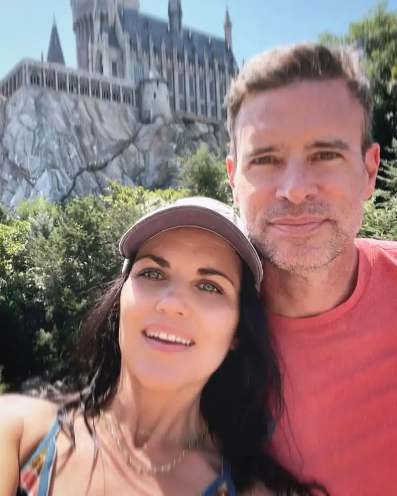 Scott Foley and Wife Marika Dominczyk s Relationship Timeline 076