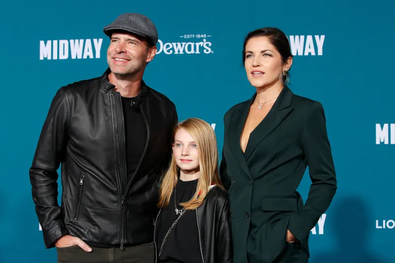 Scott Foley and Wife Marika Dominczyk s Relationship Timeline 078