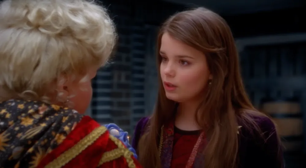 &lsquo;Halloweentown&rsquo; Stars and Real-Life Couple Kimberly J. Brown and Daniel Kountz Set to Attend &lsquo;90s Con in Tampa