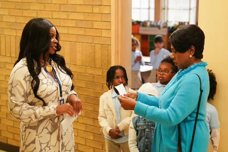 Sheryl Lee Ralph Wanted to Play Ava on 'Abbott Elementary,' But Quinta Brunson Needed a 'Queen' for Barbara - 655