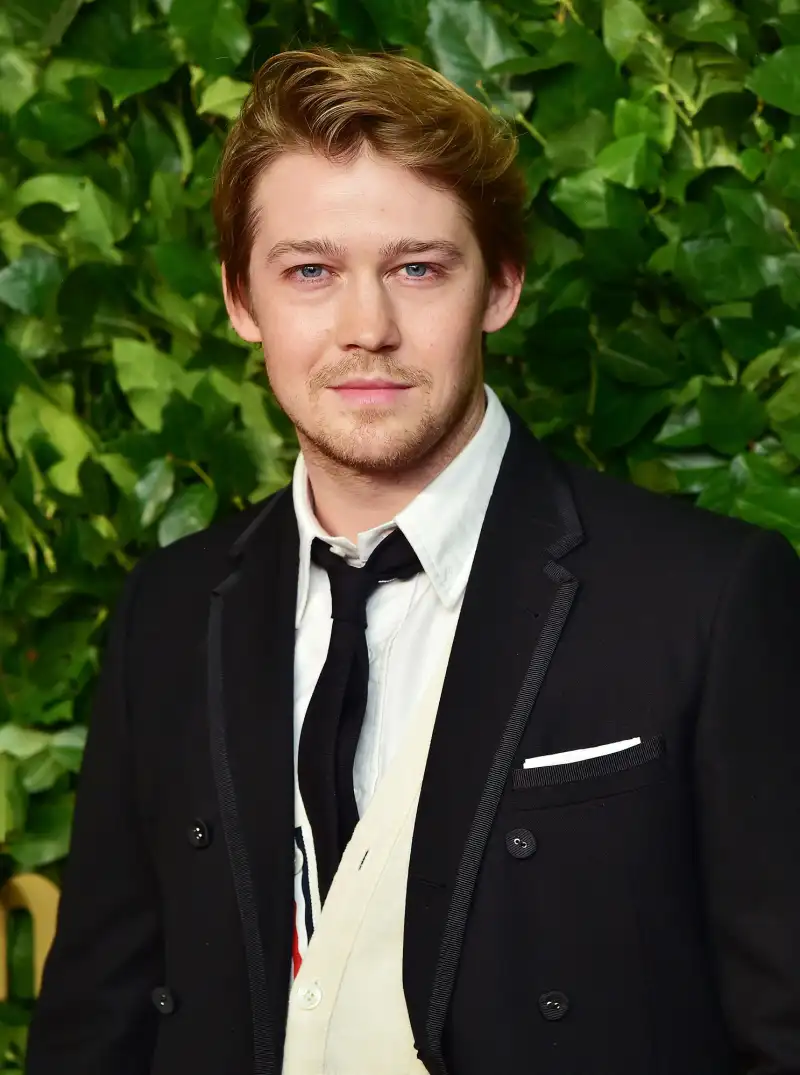 Taylor Swift Gives Subtle Sign to Fans That She’s ‘OK’ After Joe Alwyn Split - 194