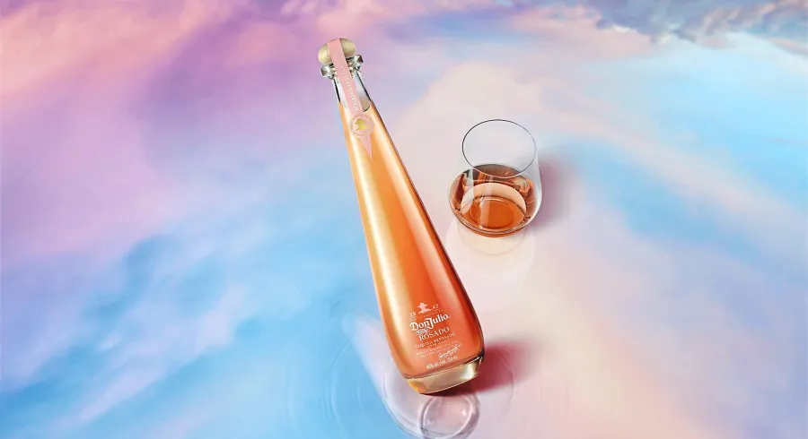 Buzzz-o-meter Rihanna Hailey Biebers Favorite Sweater and More