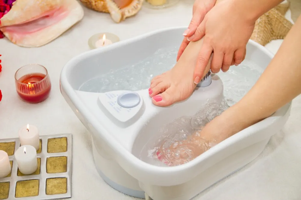 foot-spa-usweekly
