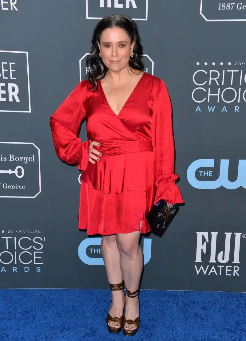 Alex Borstein Reveals Why She Still Wears Wedding Ring After Jackson Douglas Divorce: It 'This Didn't Hurt Me'