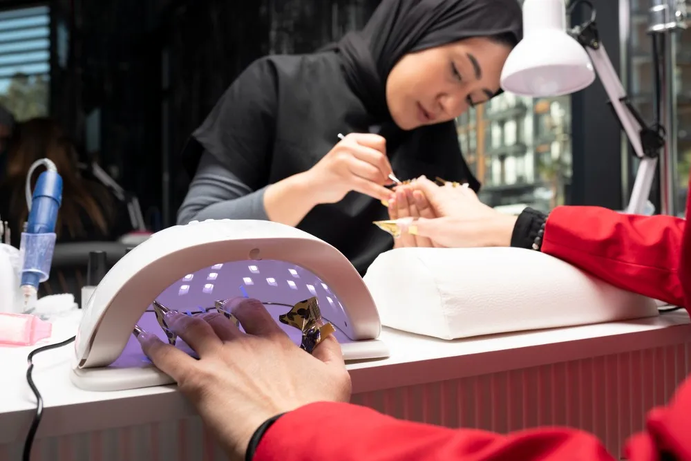 uv-nail-lamp-us-weekly