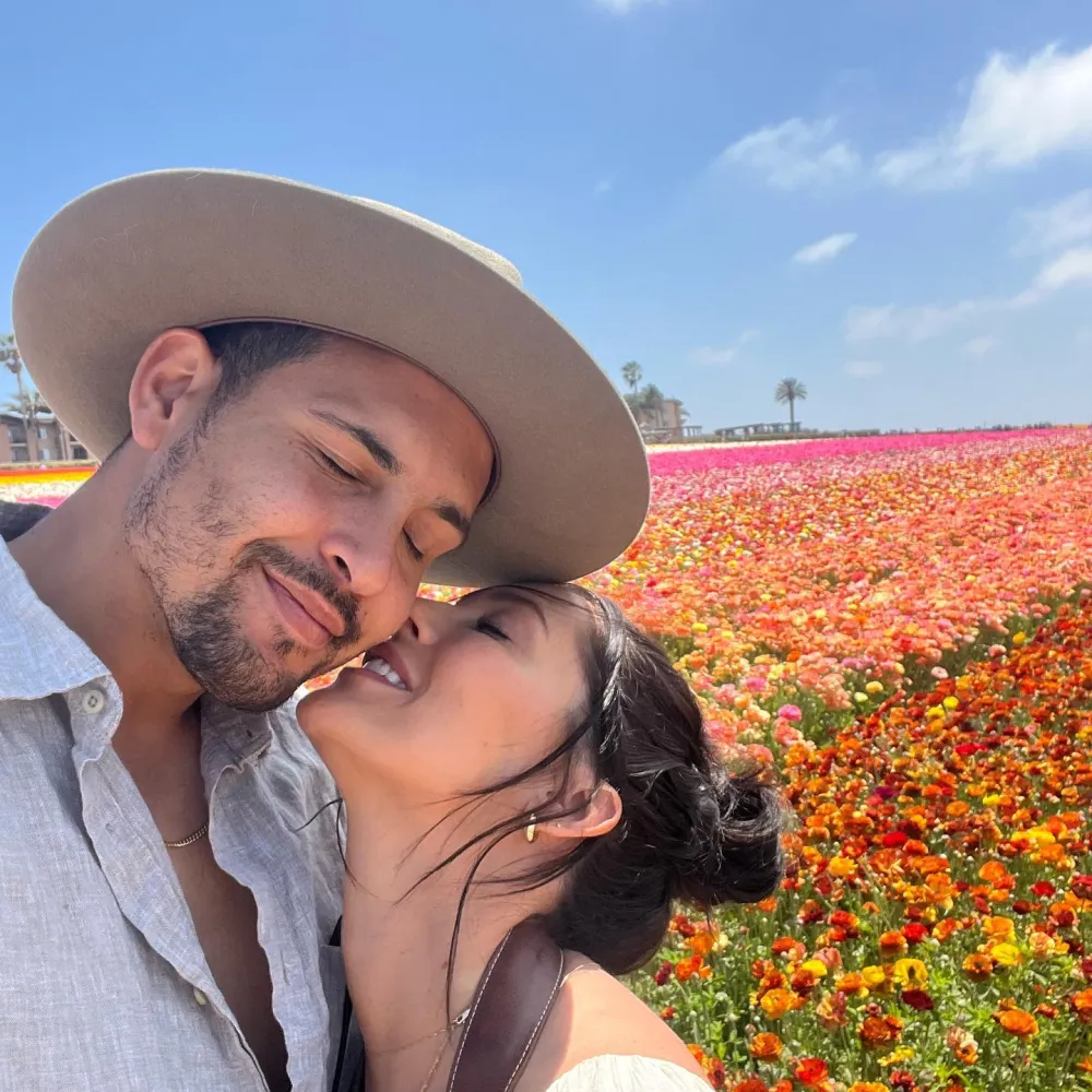 Bachelor Nation&rsquo;s Becca Kufrin Gives Birth, Welcomes 1st Child With Fiance Thomas Jacobs 