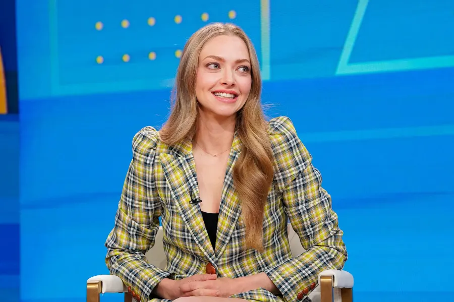 Amanda-Seyfried-Channels-Her-Inner-Cher-Horowitz--Rocks-Yellow-Plaid-Mini-Skirt-224
